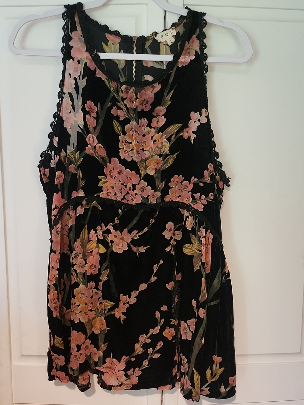 Pol Black Velvet Floral Sleeveless Tank Top